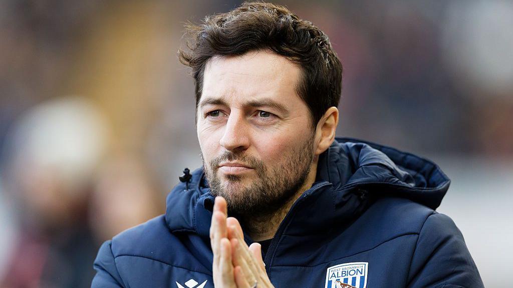 West Bromwich Albion dismiss head coach Ryan Mason